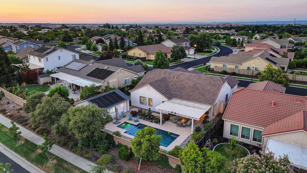 2389 Mendota Way