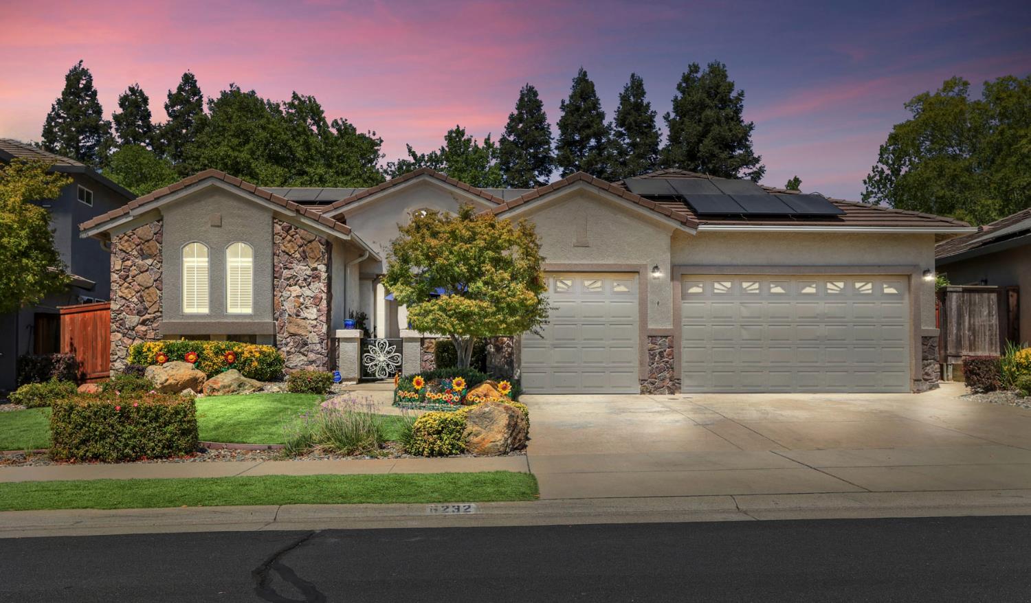 6232 Crater Lake Drive