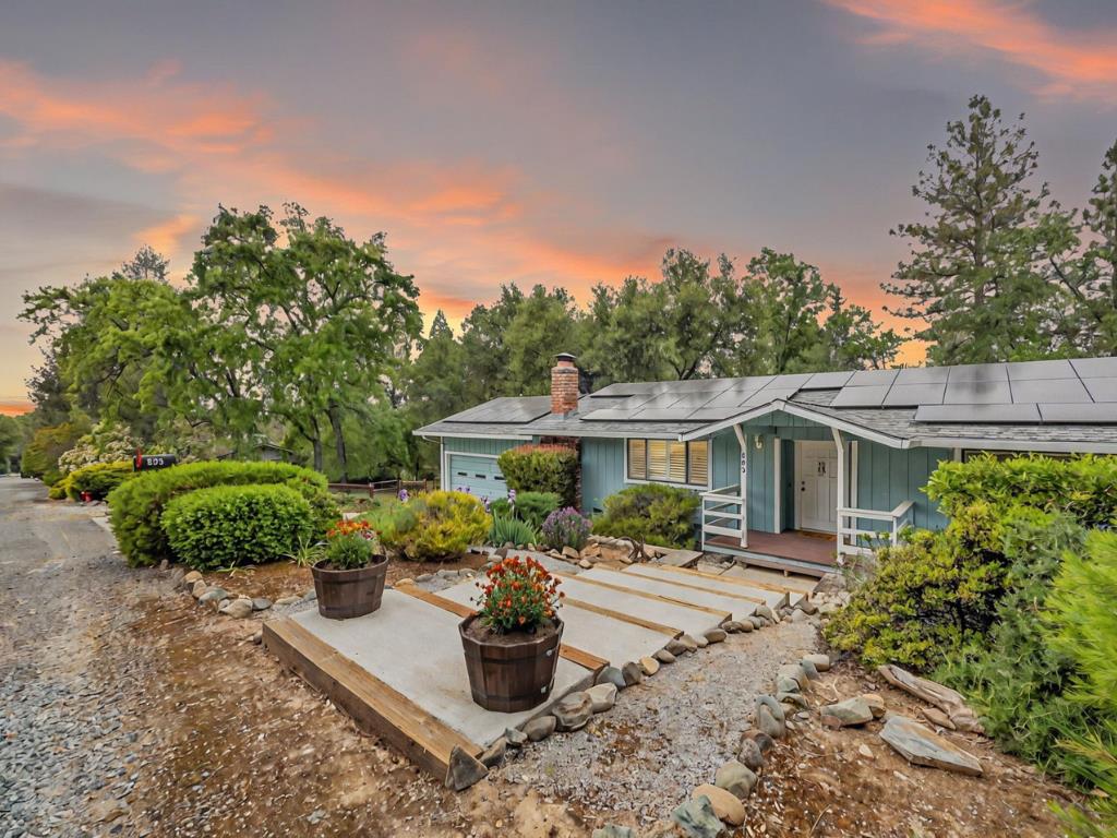 593 Short Road
