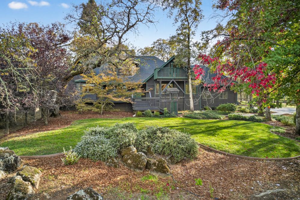 4400 Miller Oak Drive