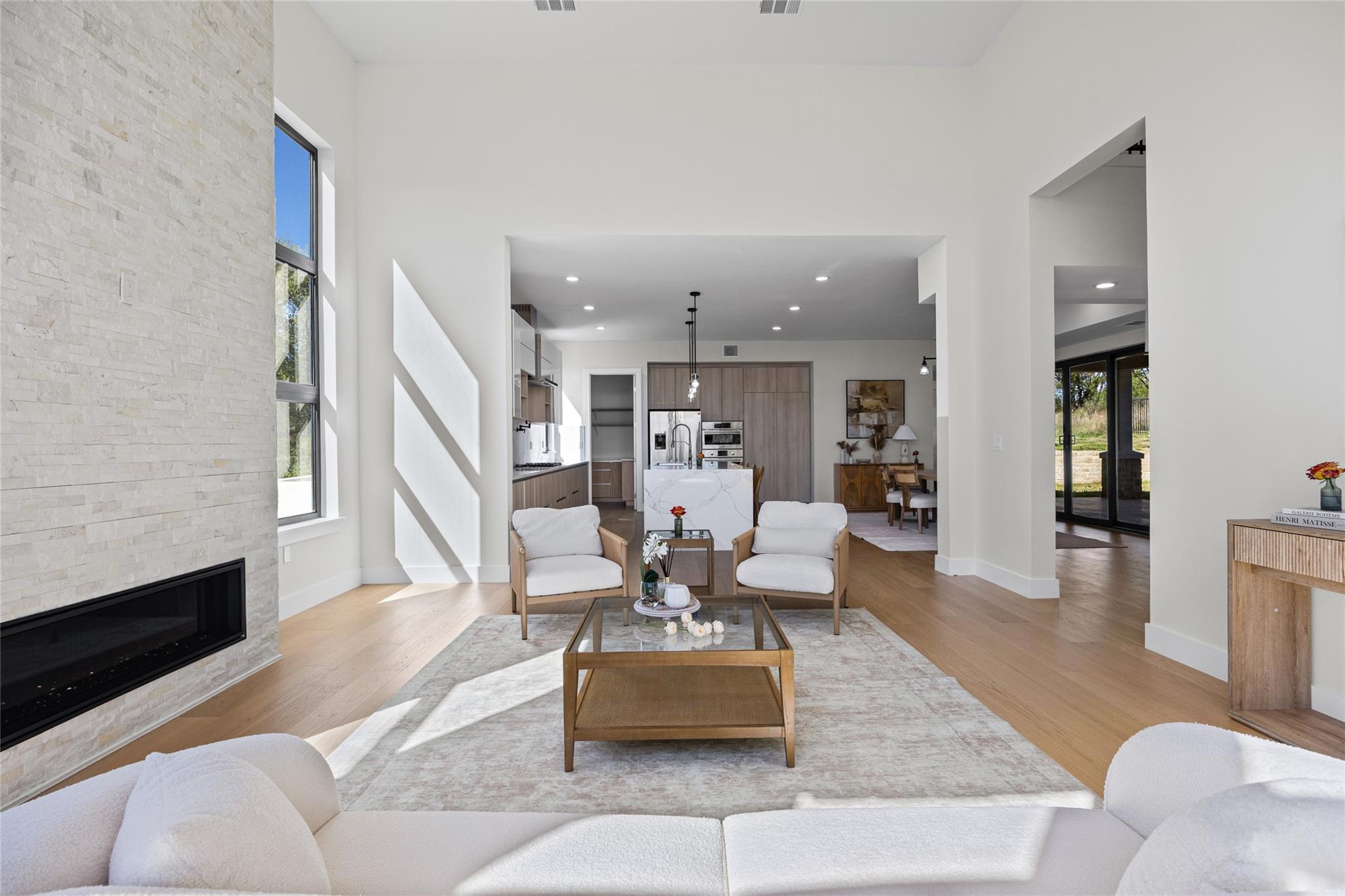 1020 Mountain Leather DR