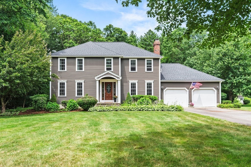 6 Echo Hills Dr