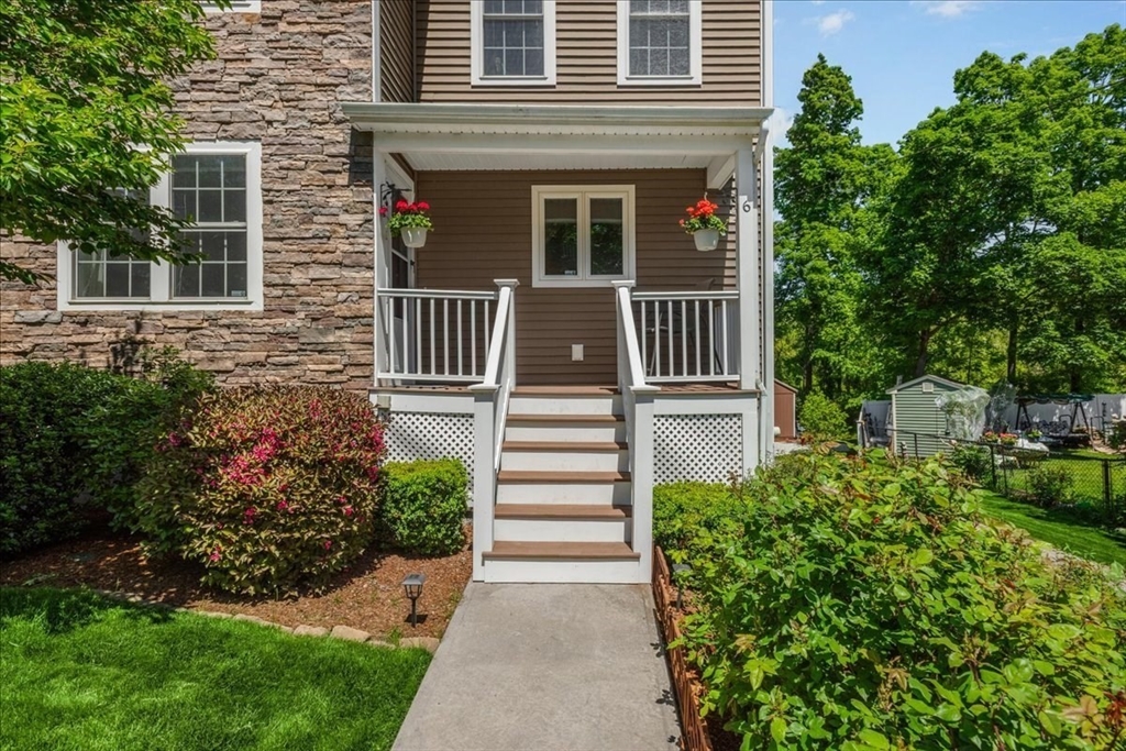 6 Lincoln Ave # 6