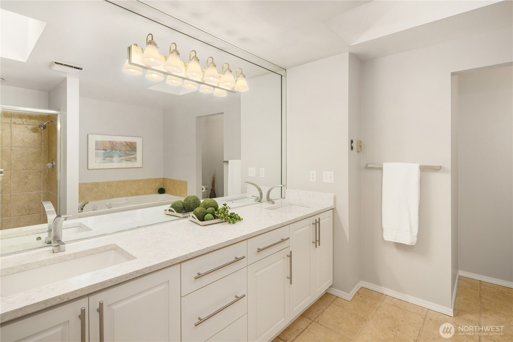 725 1st Street S Unit: 302