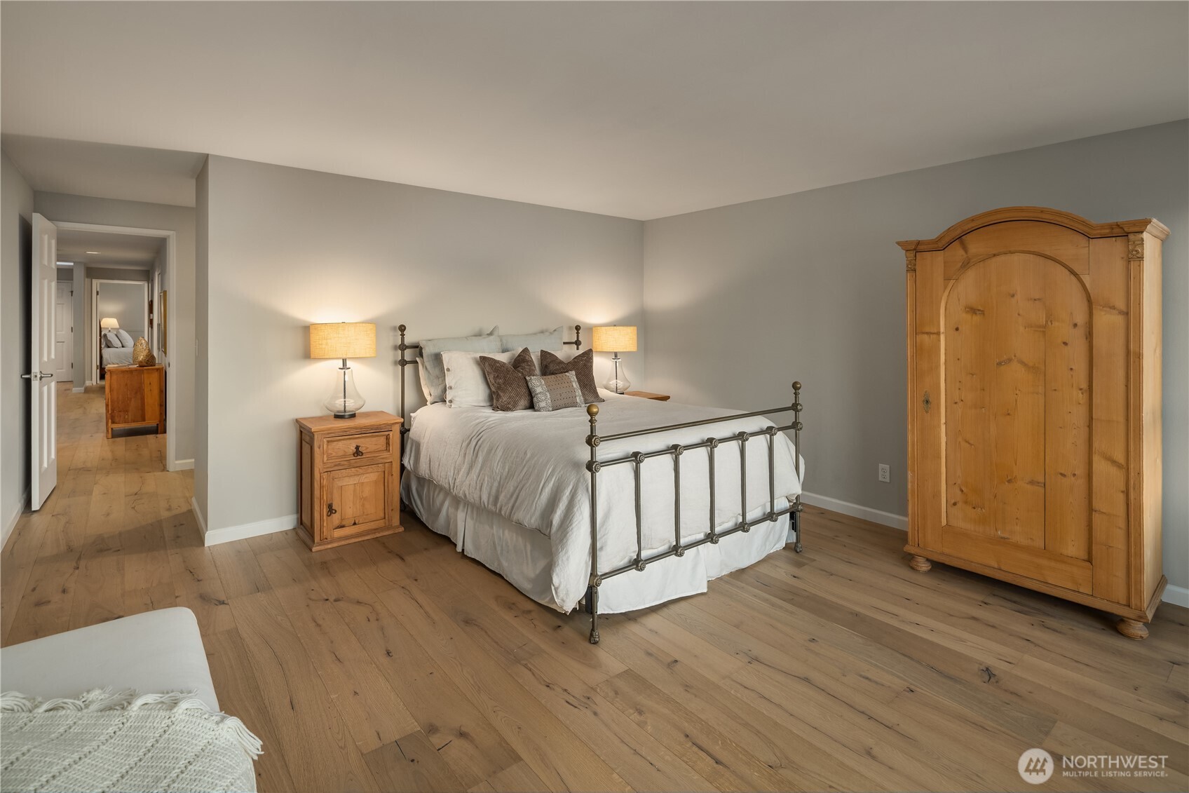 725 1st Street S Unit: 302