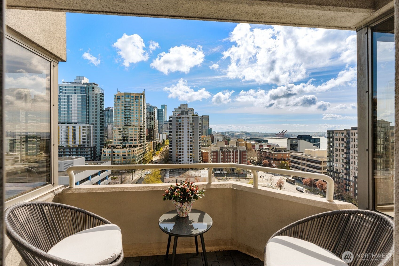 2821 2nd Avenue Unit: 1004