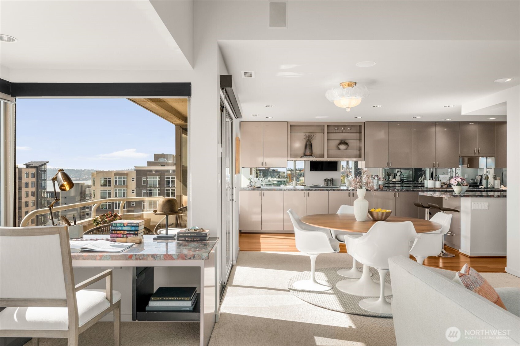 2821 2nd Avenue Unit: 1004