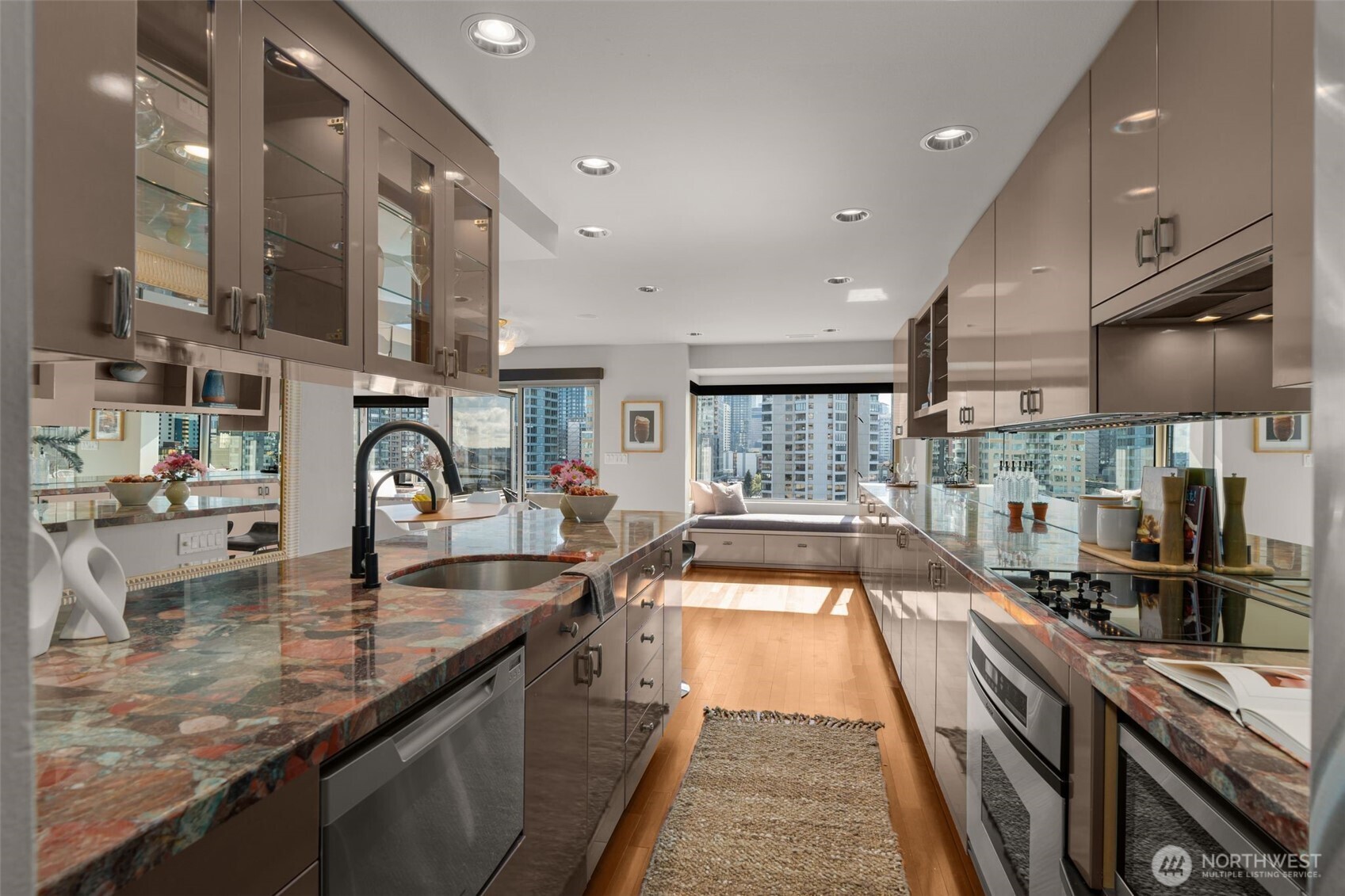 2821 2nd Avenue Unit: 1004