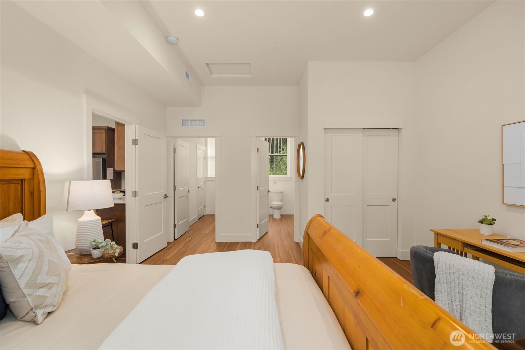 10143 Battle Point Drive NE