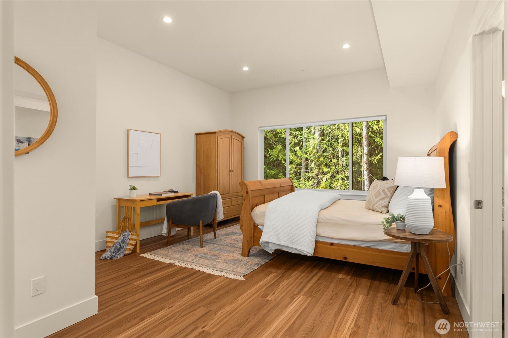 10143 Battle Point Drive NE