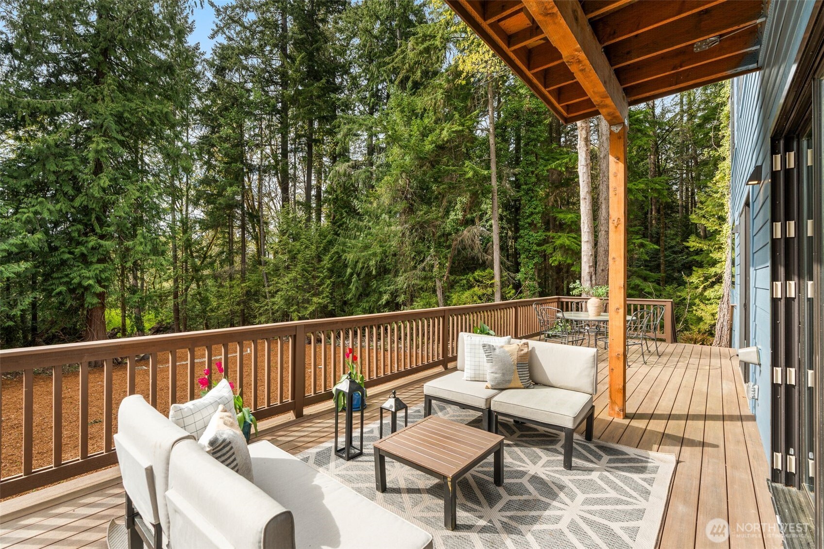 10143 Battle Point Drive NE