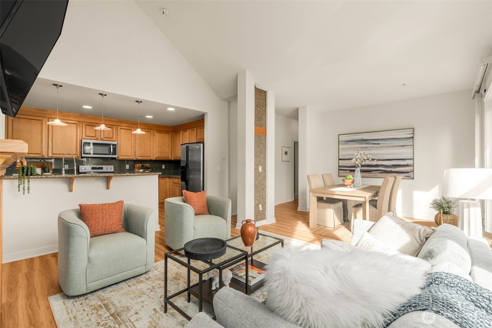 55 Williams Avenue S Unit: 401