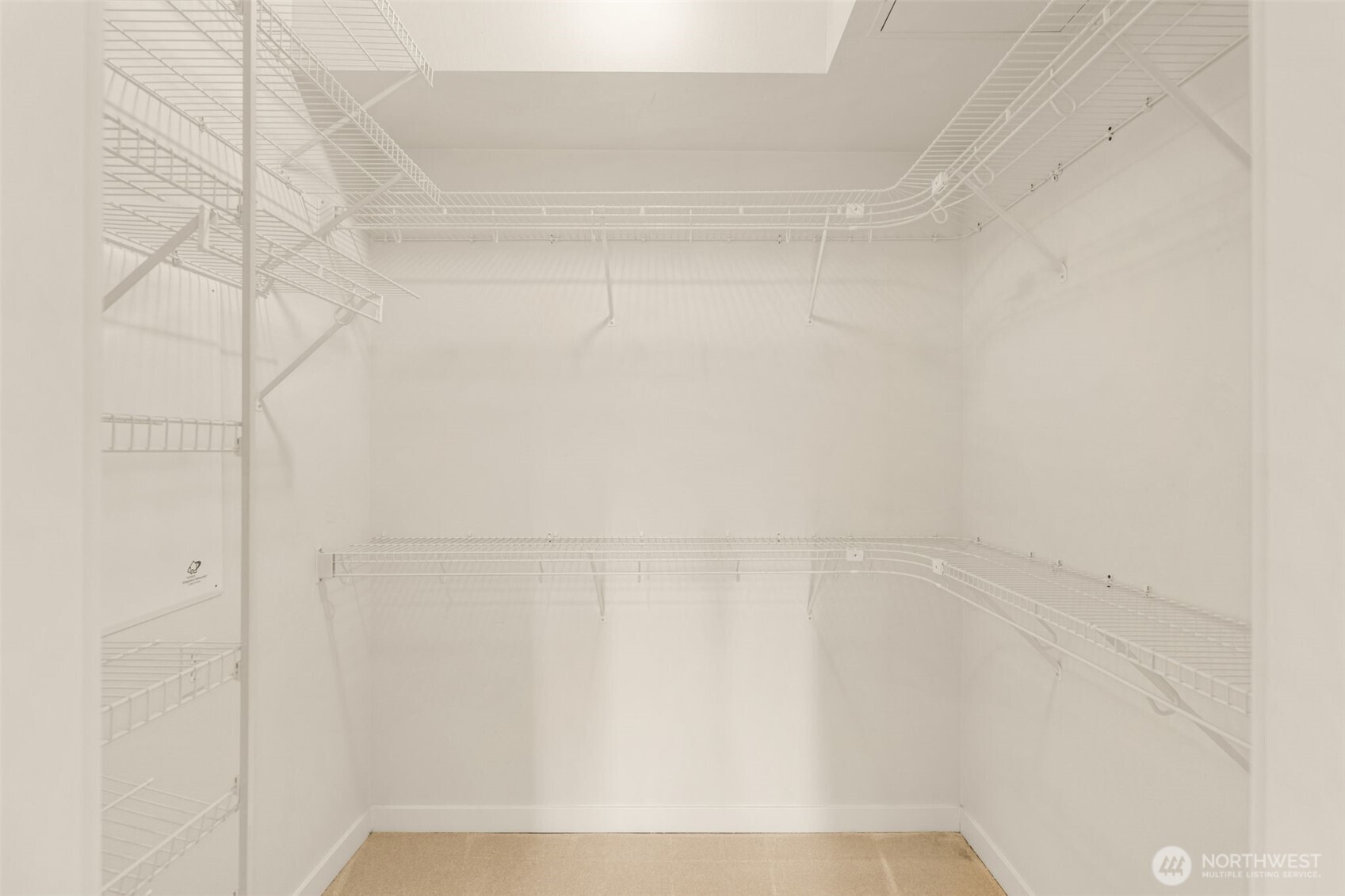 55 Williams Avenue S Unit: 401