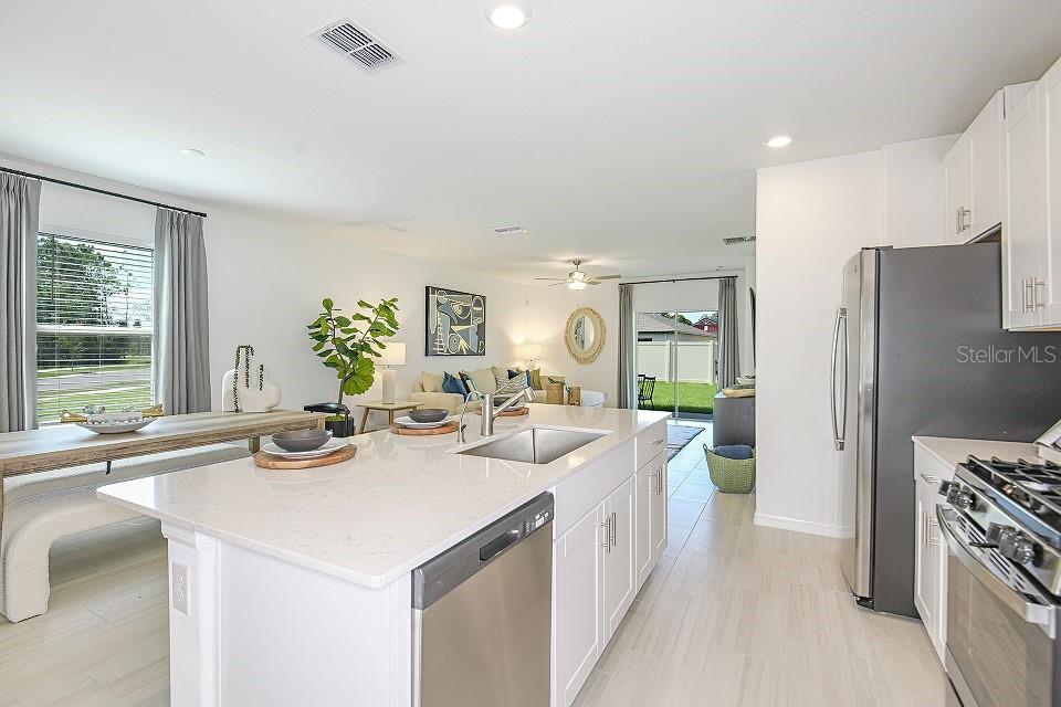 11796 RADIANT SHORE LOOP