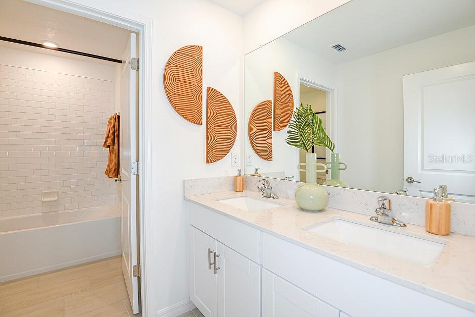 11796 RADIANT SHORE LOOP