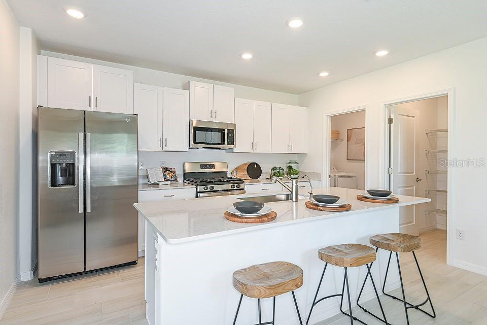 11796 RADIANT SHORE LOOP