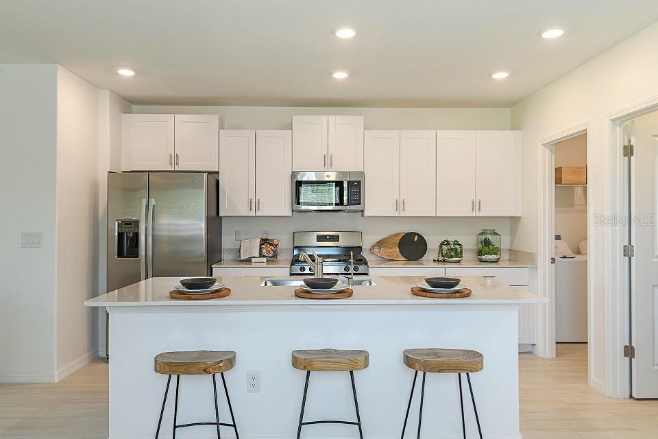 11796 RADIANT SHORE LOOP