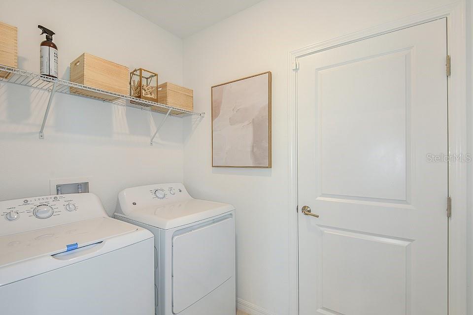 11796 RADIANT SHORE LOOP