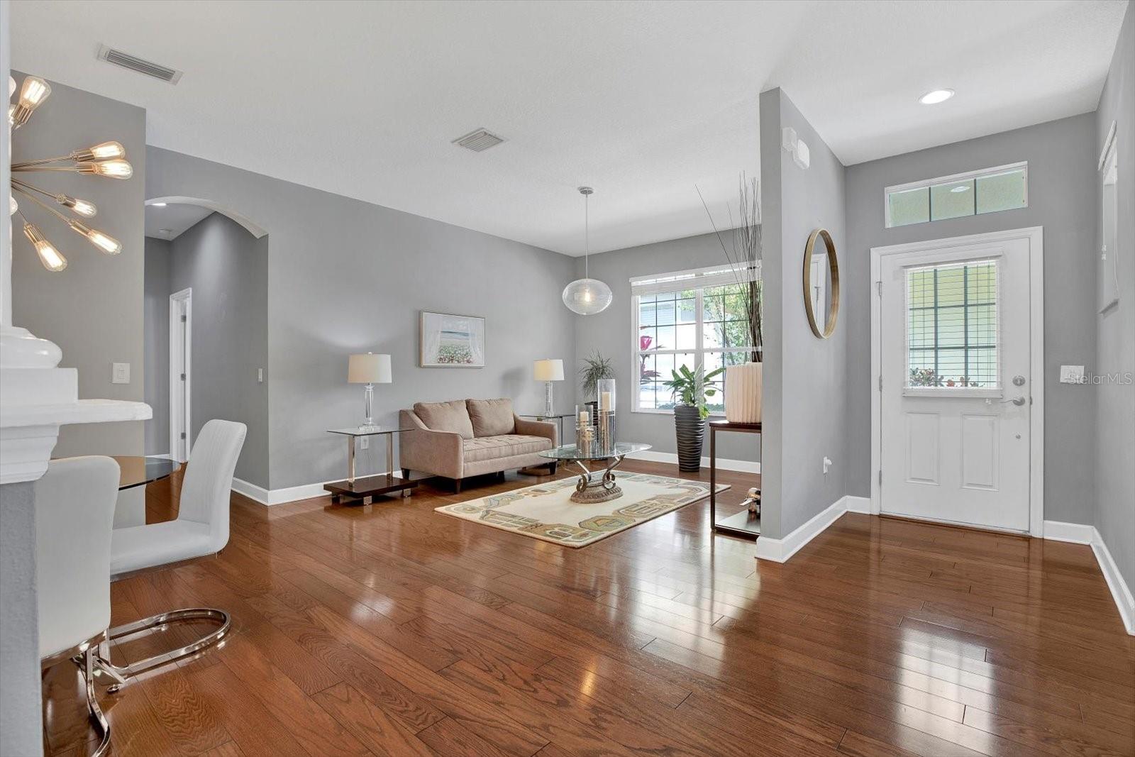 20118 HERON CROSSING DR