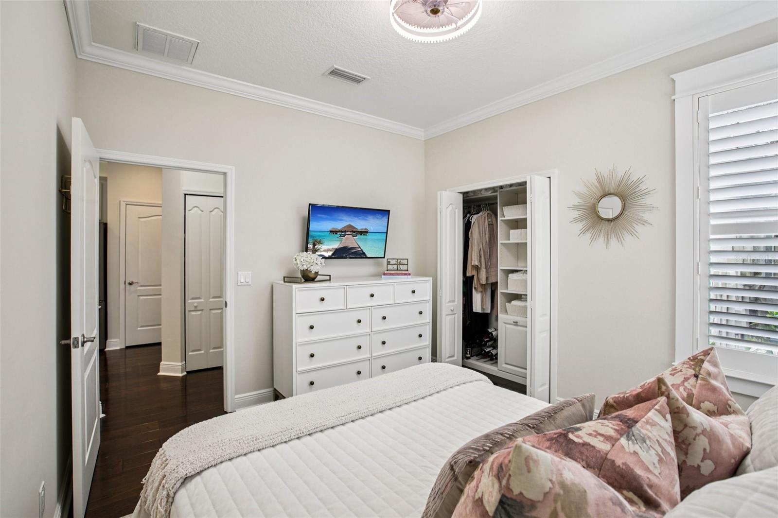 3242 CHAPEL CREEK CIR