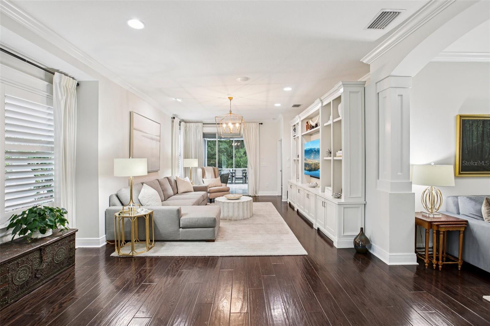 3242 CHAPEL CREEK CIR