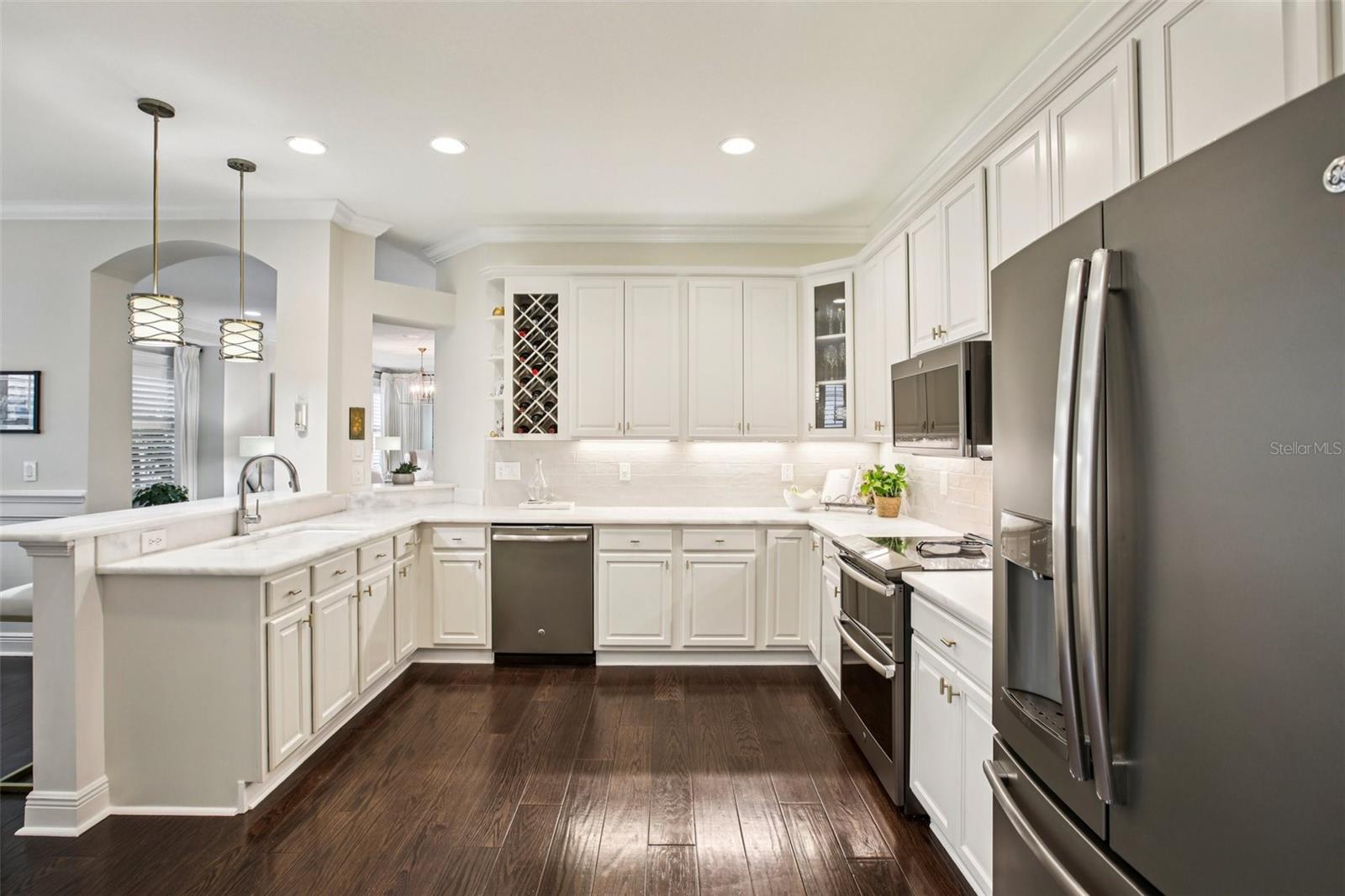 3242 CHAPEL CREEK CIR