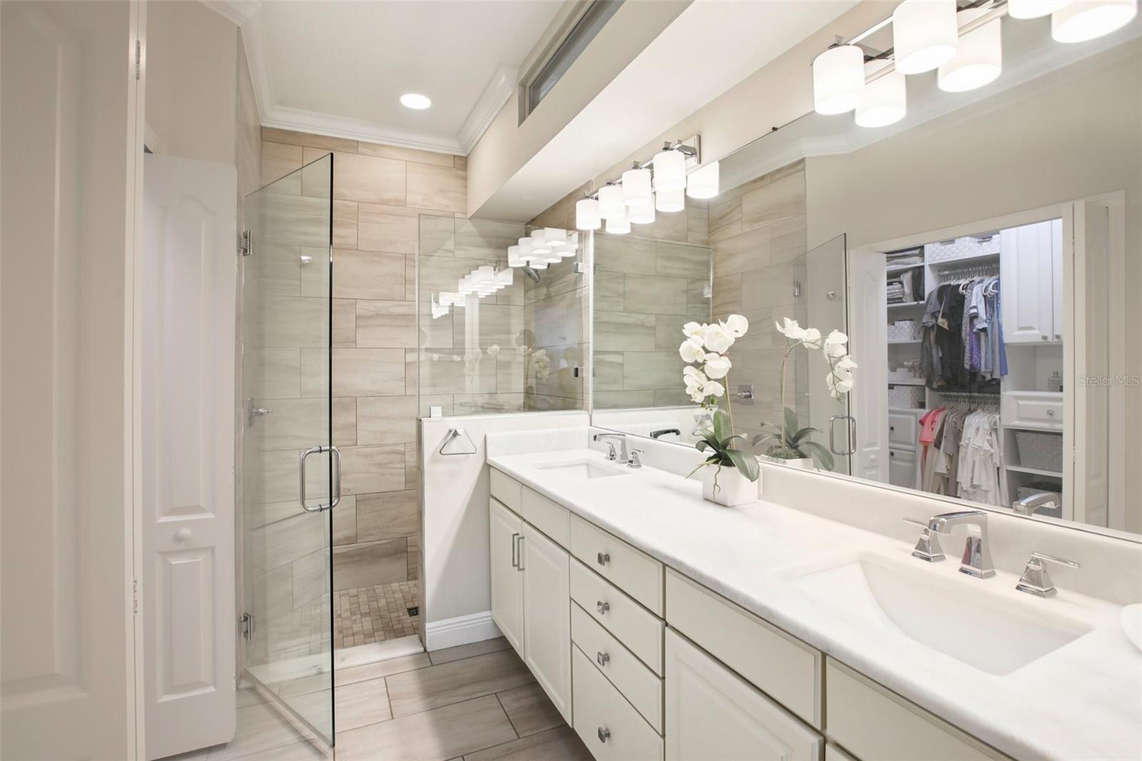 3242 CHAPEL CREEK CIR