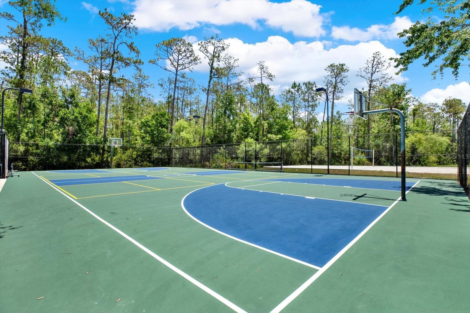 3242 CHAPEL CREEK CIR