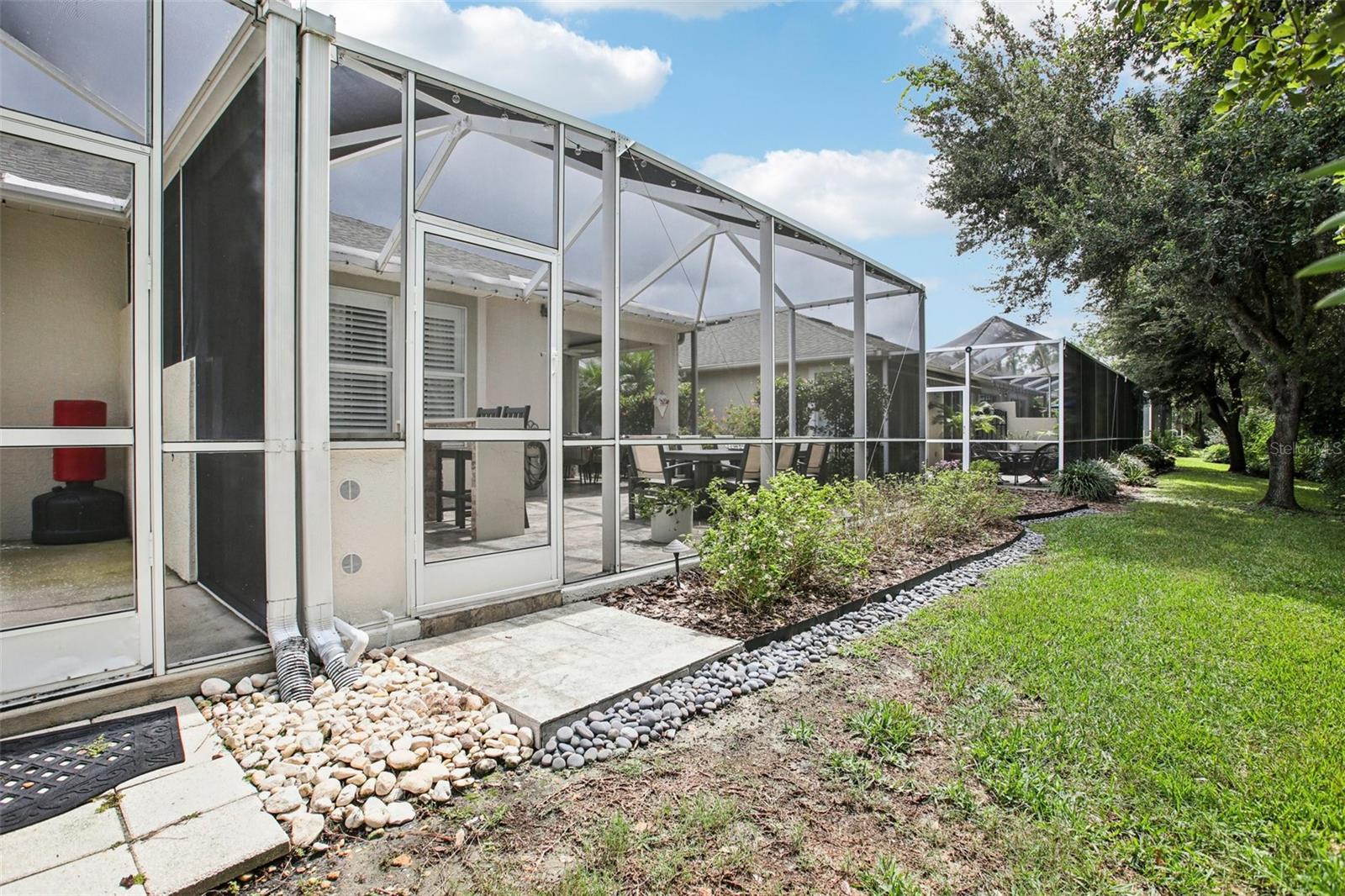 3242 CHAPEL CREEK CIR