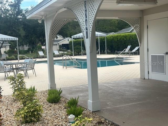 3242 CHAPEL CREEK CIR