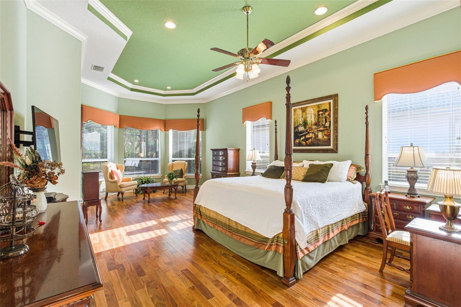 8453 DUNHAM STATION DR