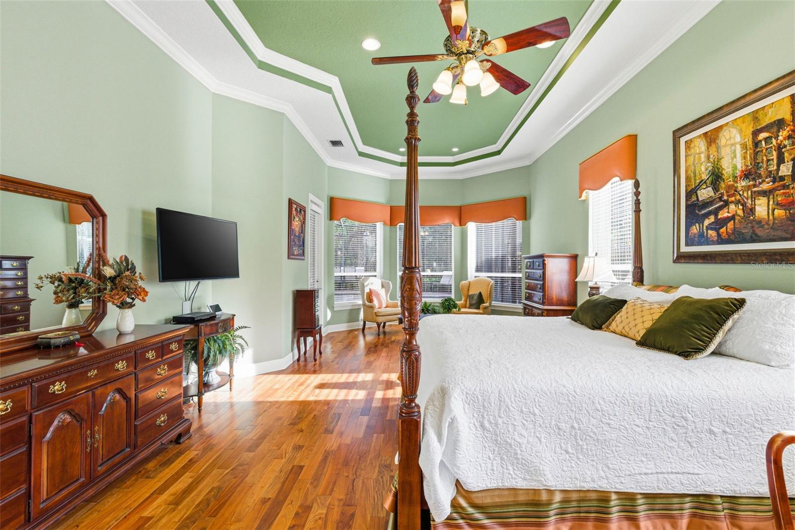 8453 DUNHAM STATION DR