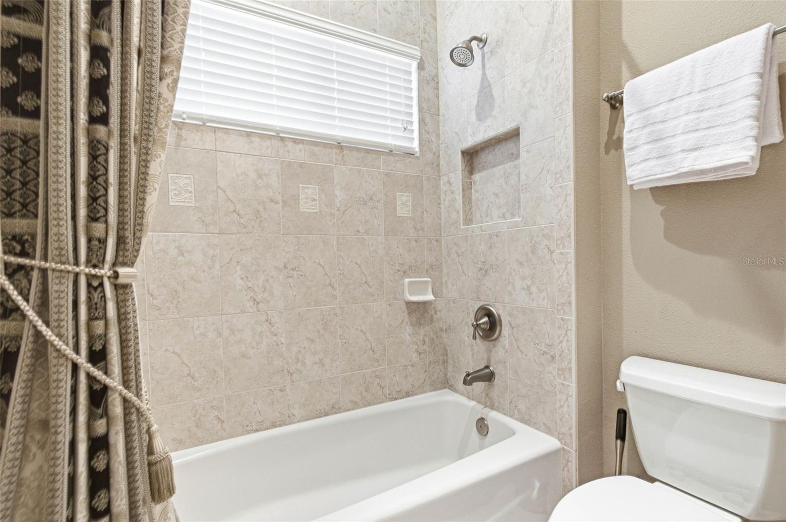 8453 DUNHAM STATION DR