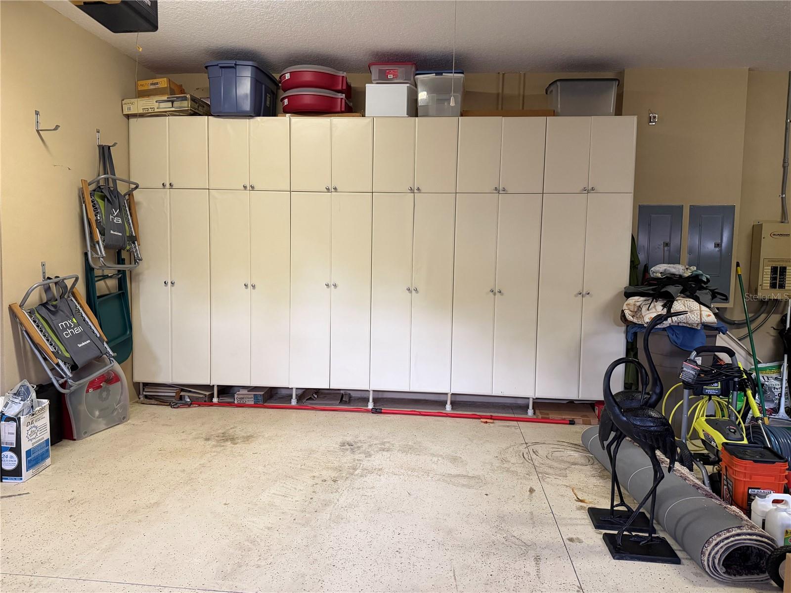 8453 DUNHAM STATION DR