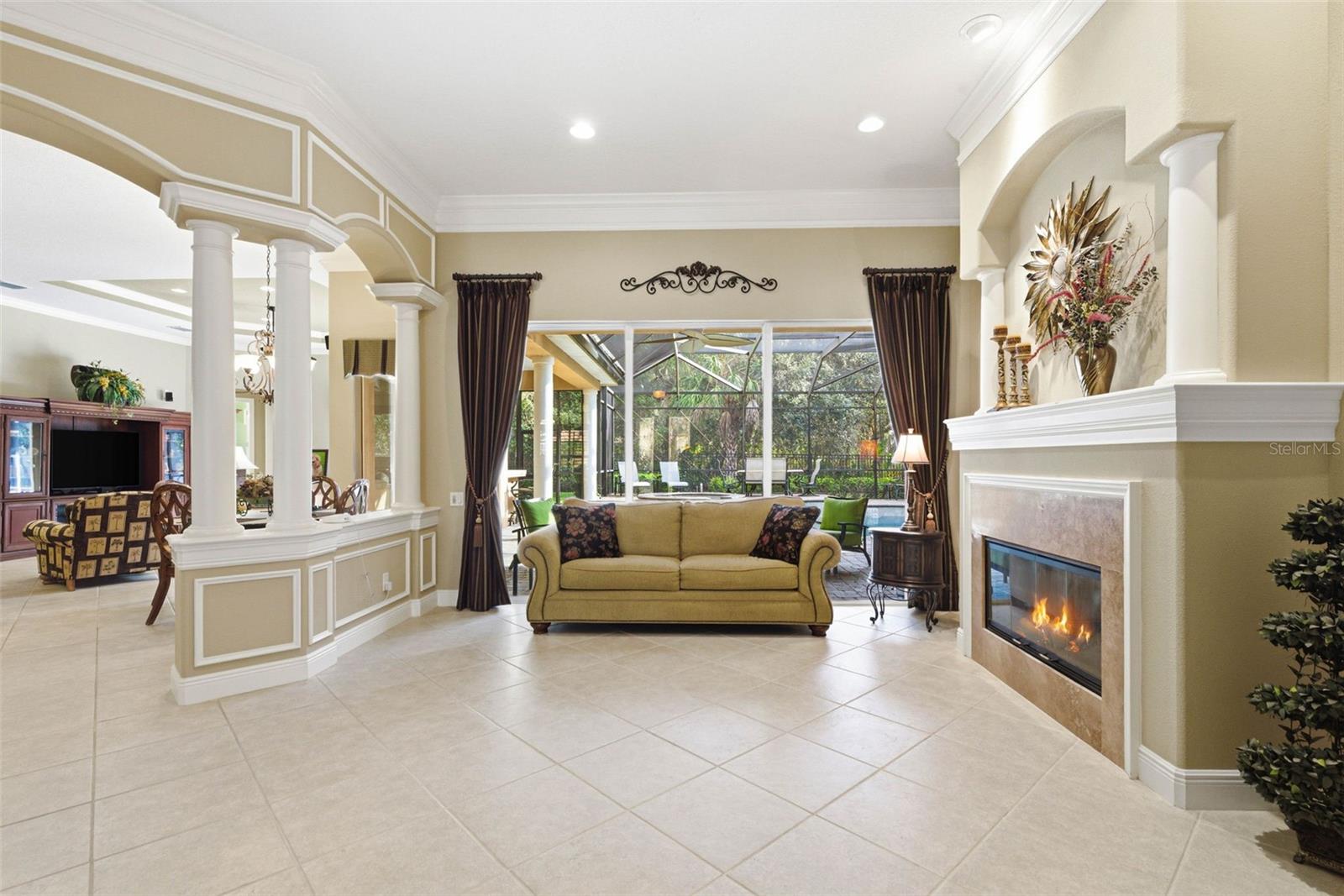 8453 DUNHAM STATION DR