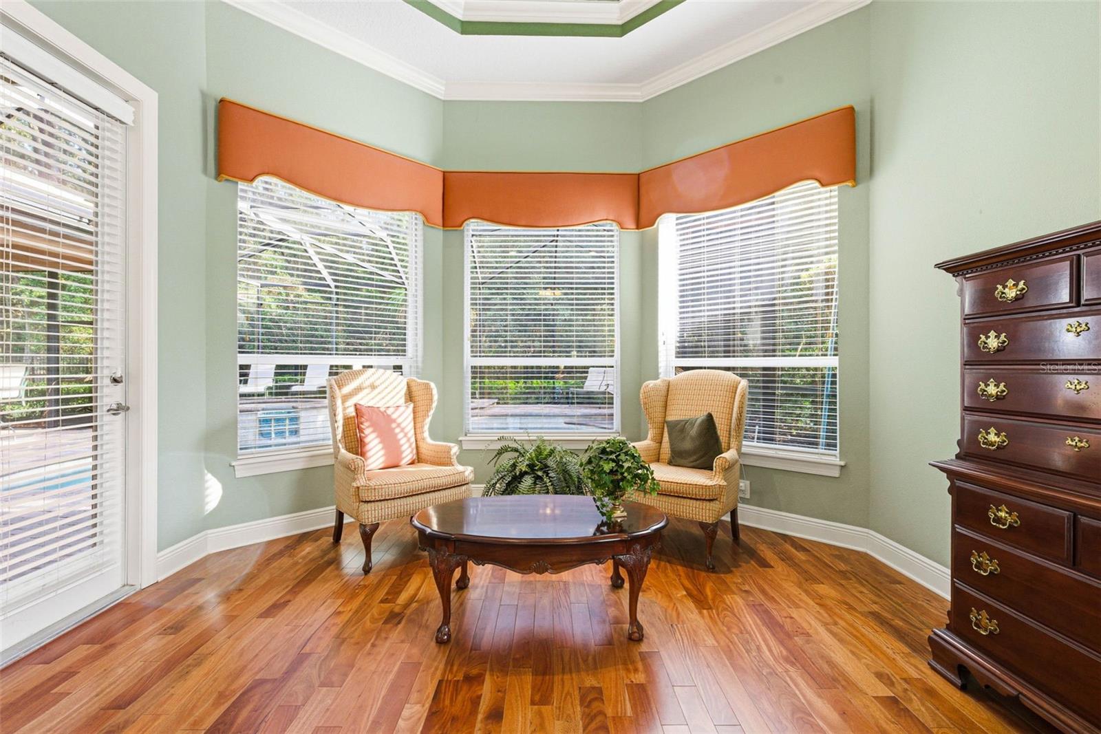 8453 DUNHAM STATION DR