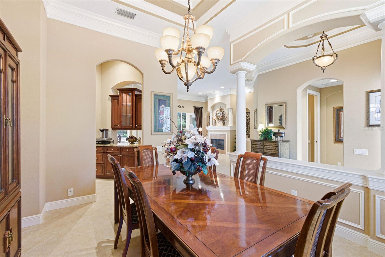 8453 DUNHAM STATION DR