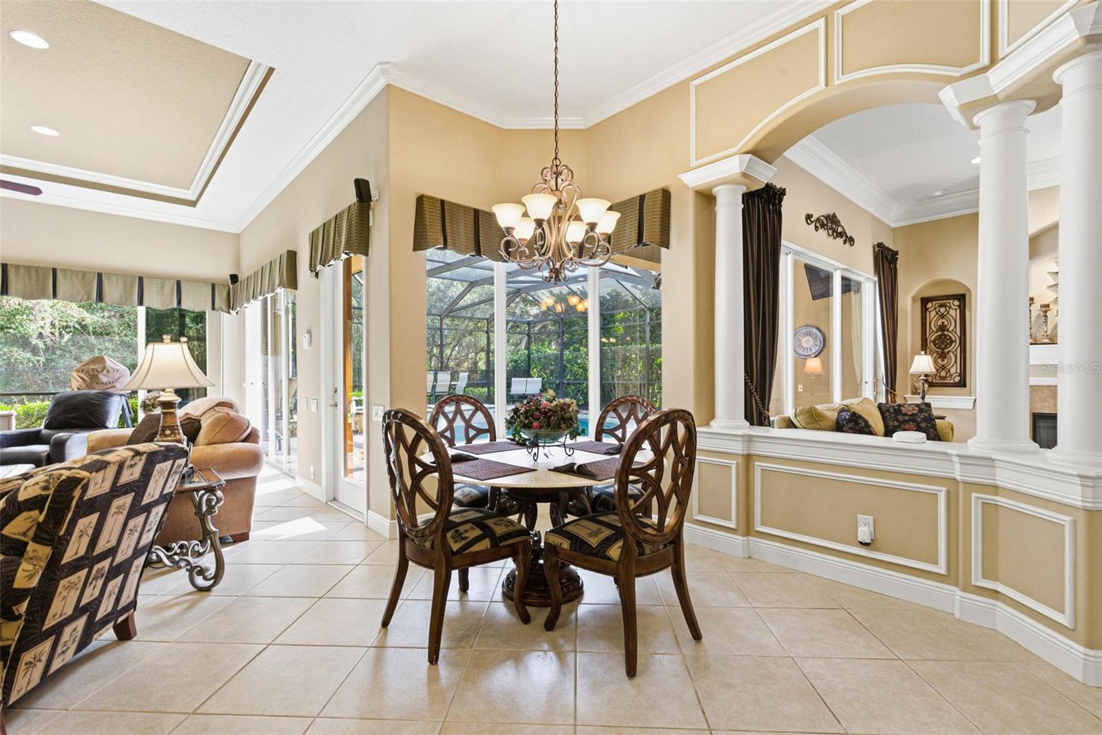 8453 DUNHAM STATION DR