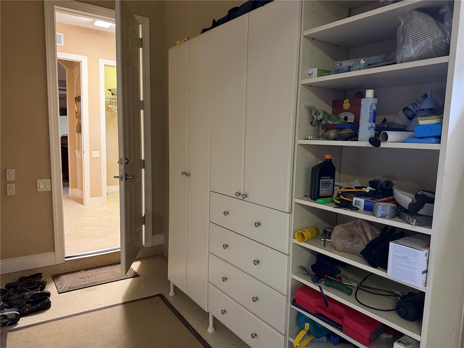 8453 DUNHAM STATION DR