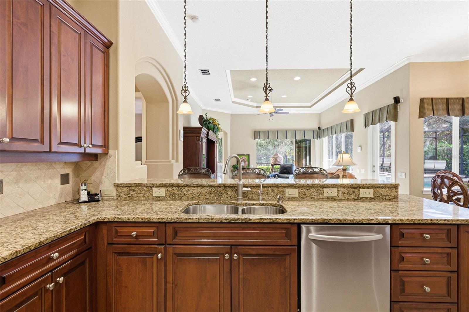 8453 DUNHAM STATION DR