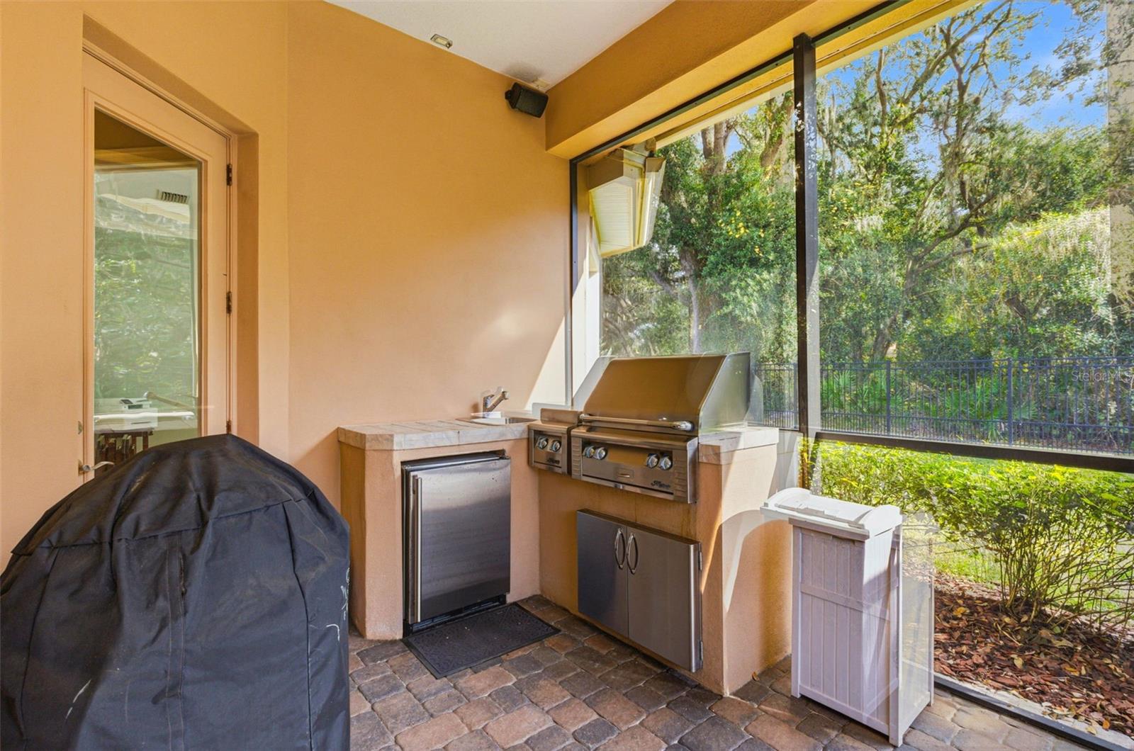 8453 DUNHAM STATION DR