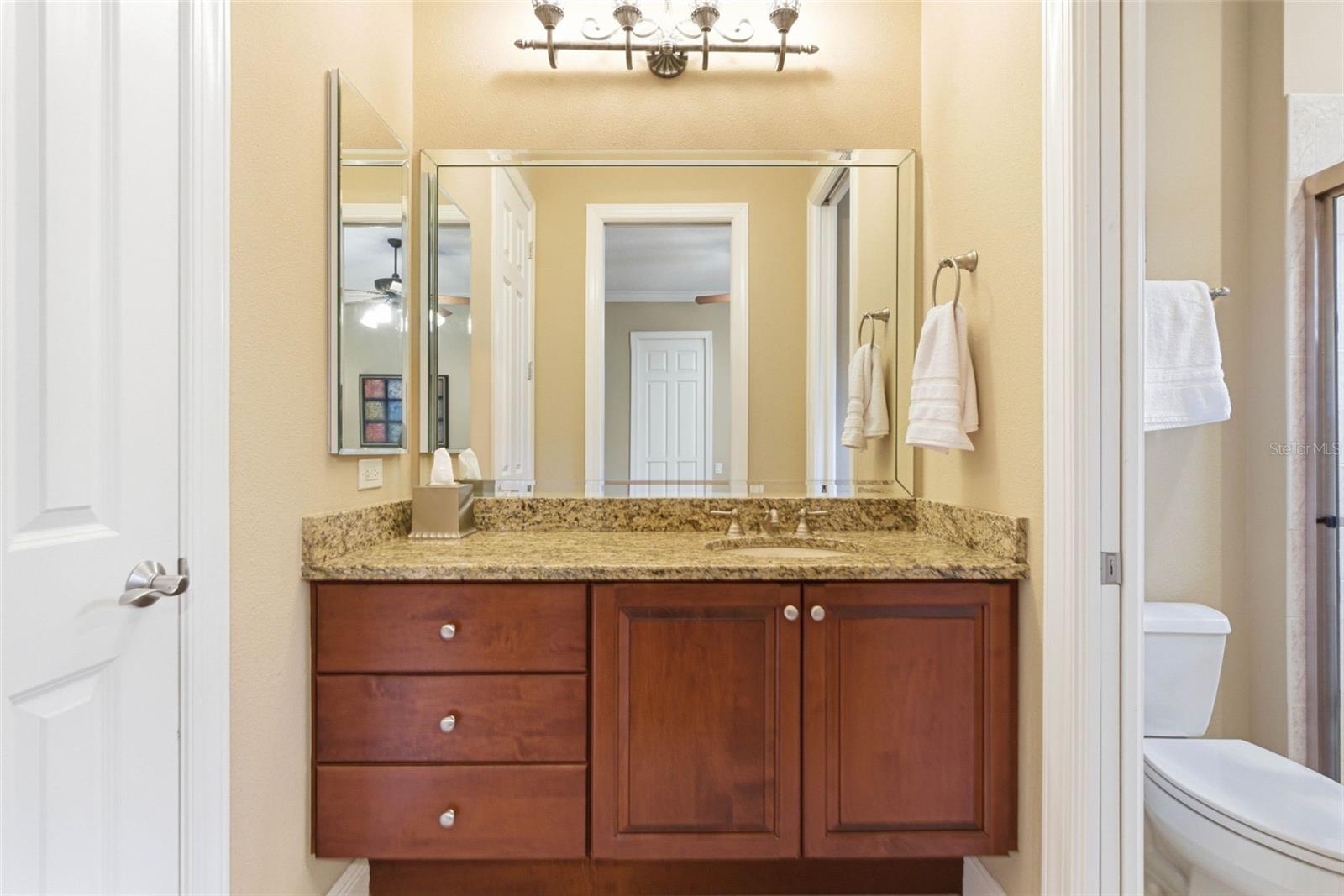 8453 DUNHAM STATION DR