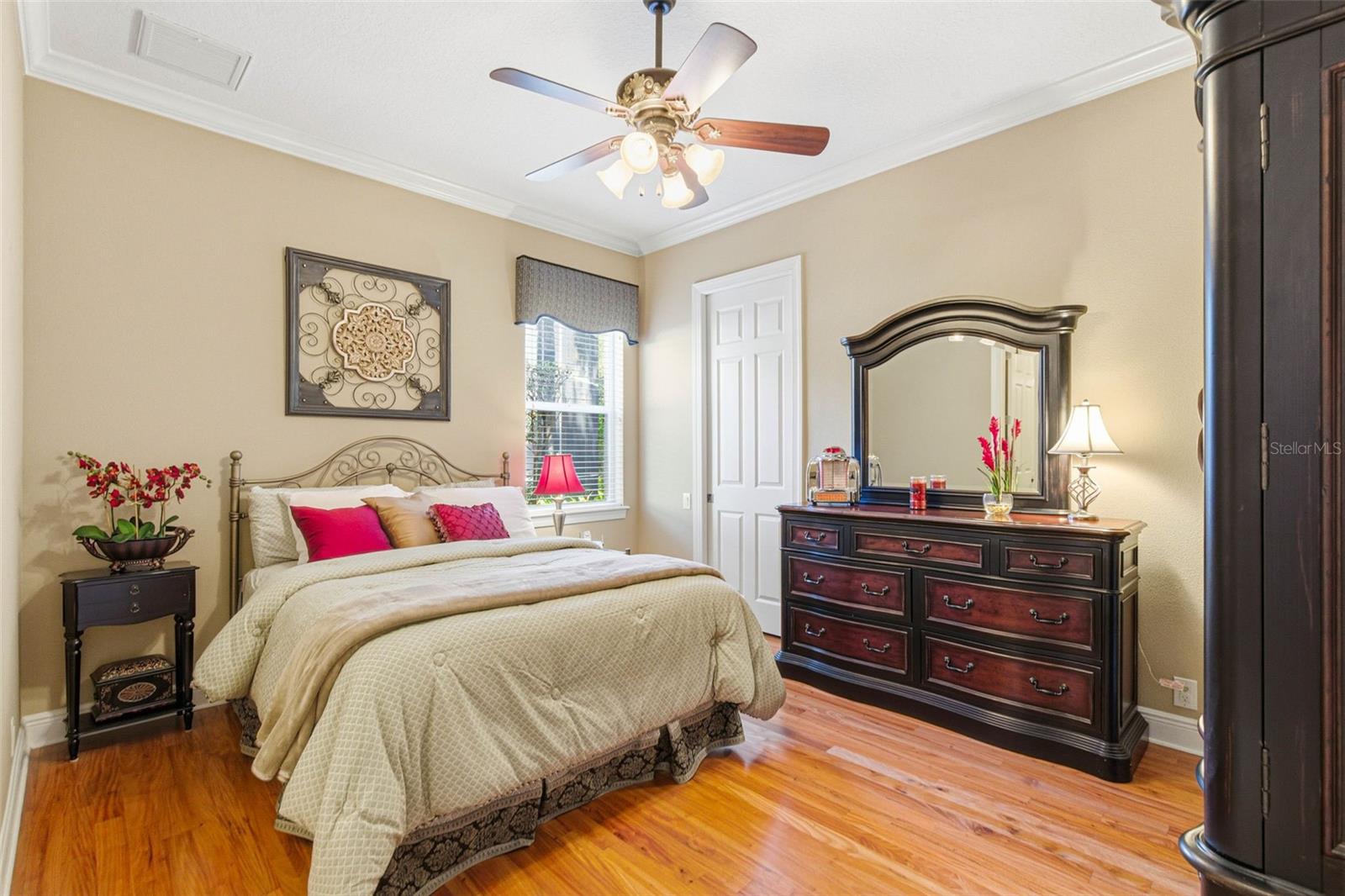 8453 DUNHAM STATION DR