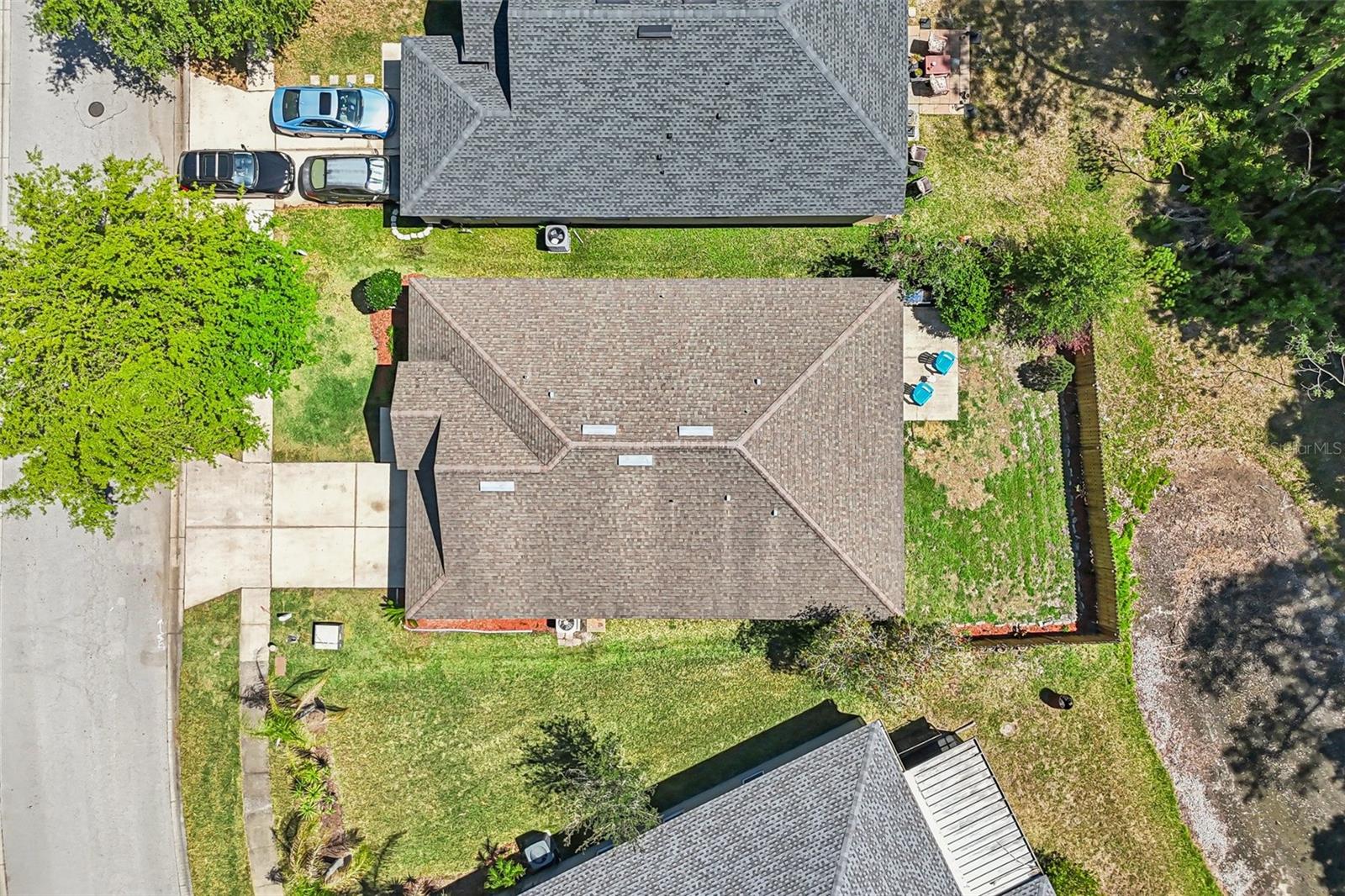 5833 WAR ADMIRAL DR