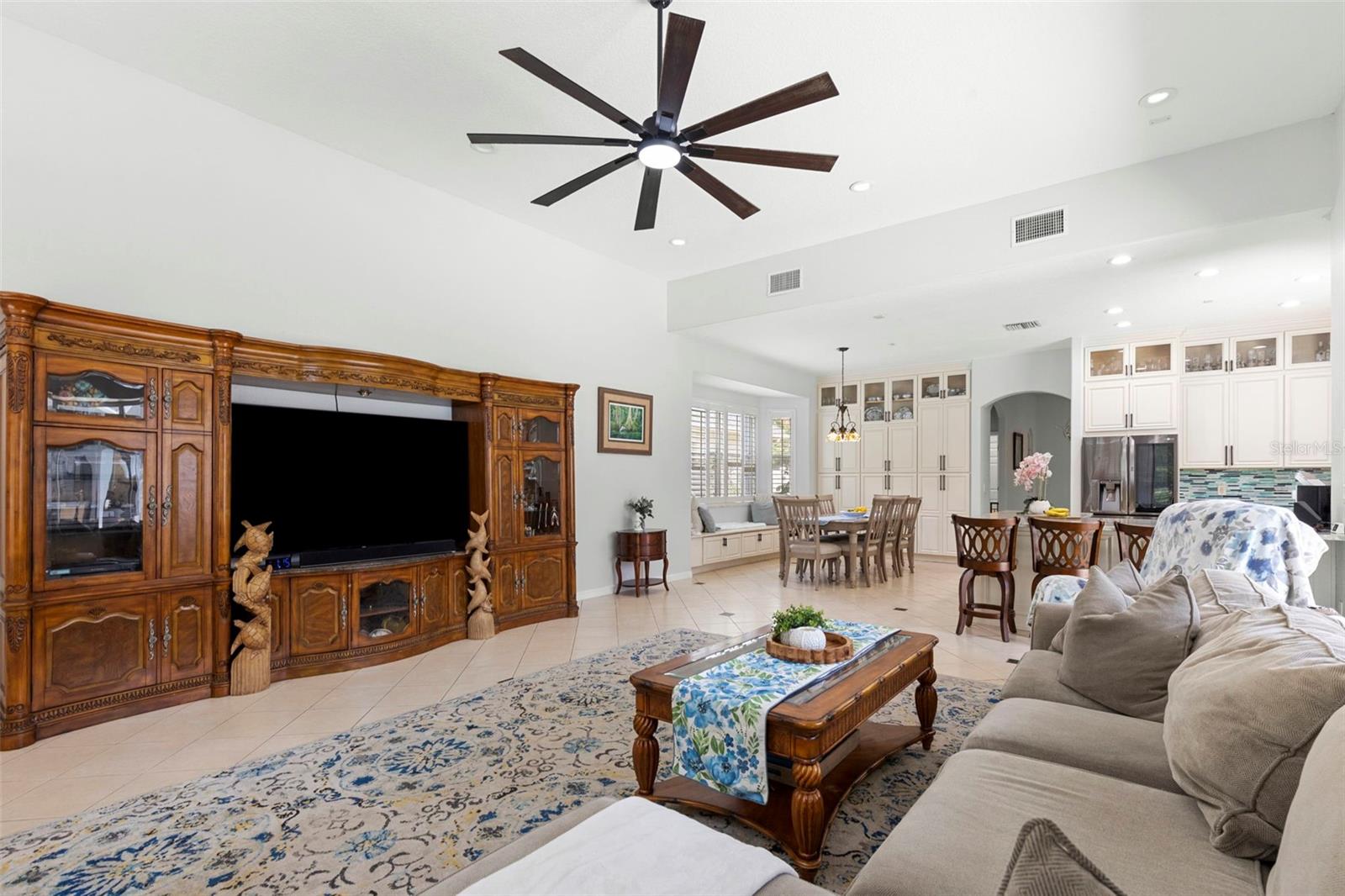 8380 GOLDEN PRAIRIE DR