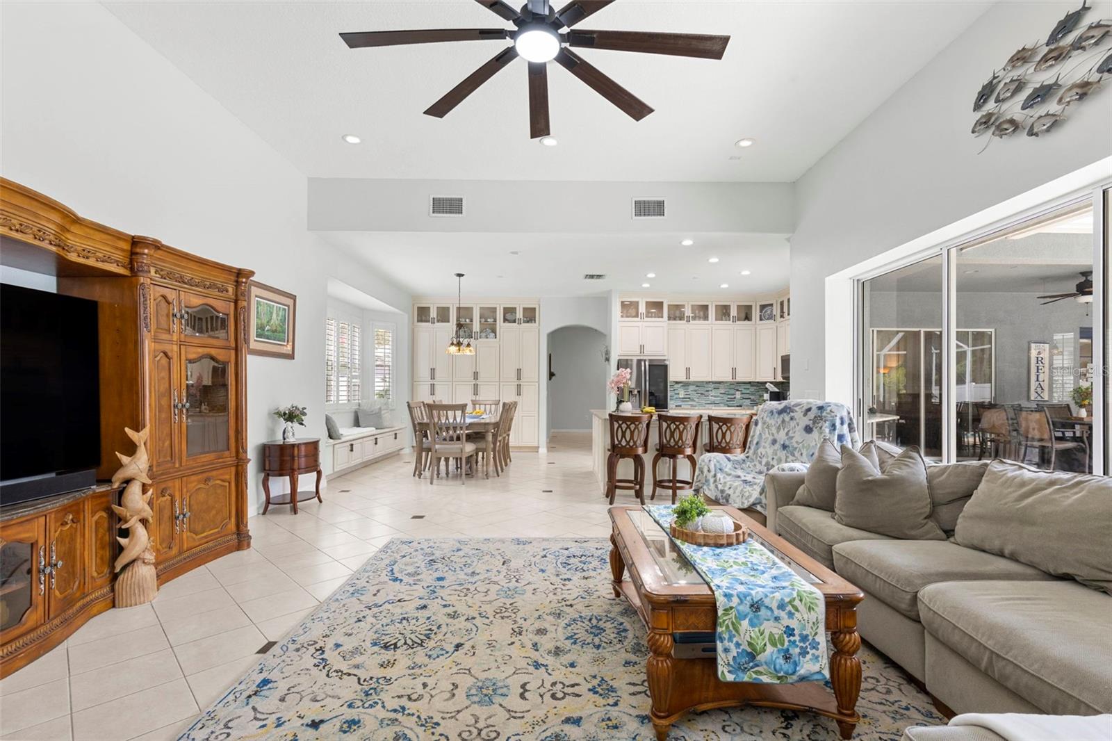 8380 GOLDEN PRAIRIE DR