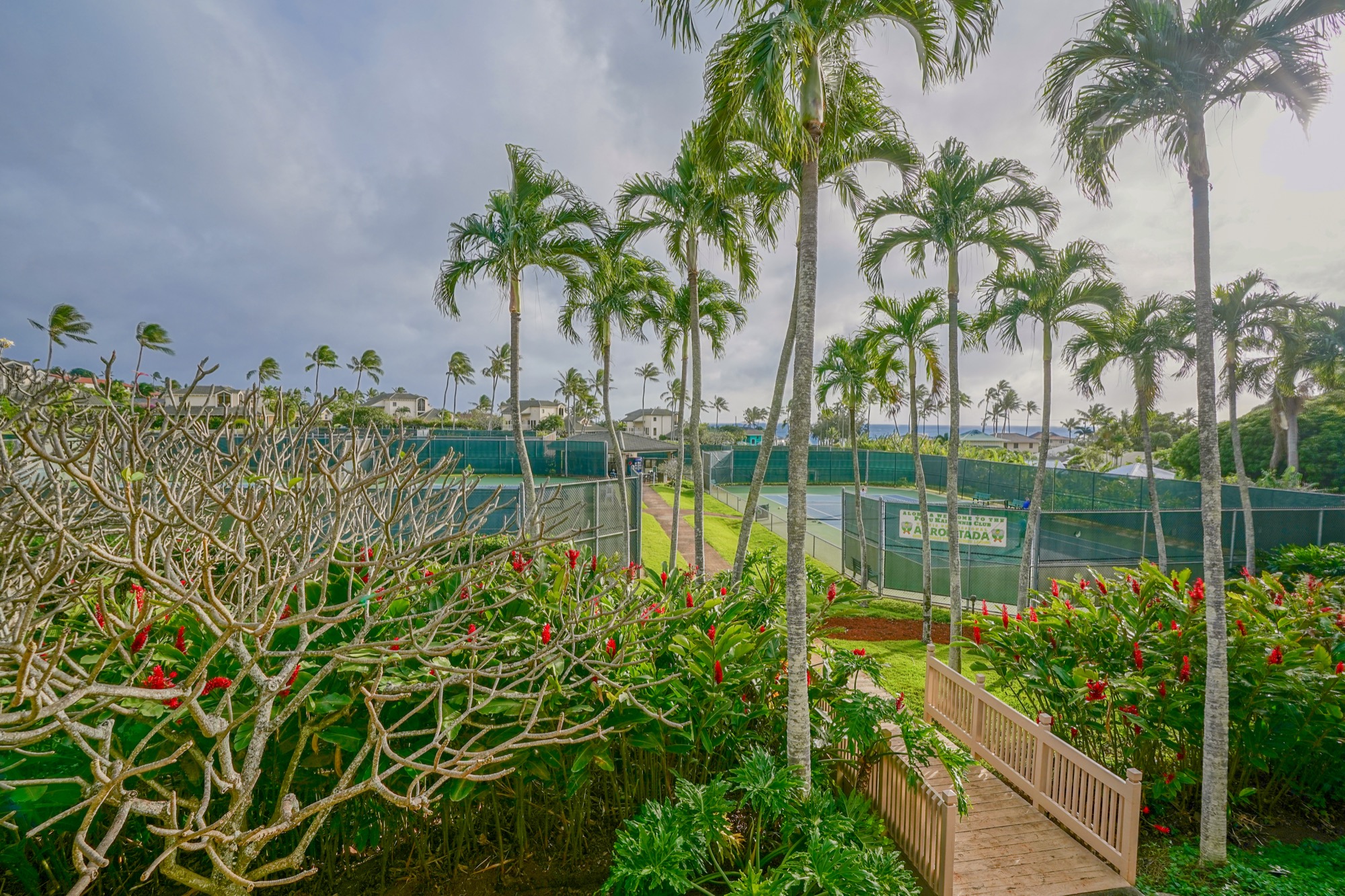 1901 POIPU RD 824