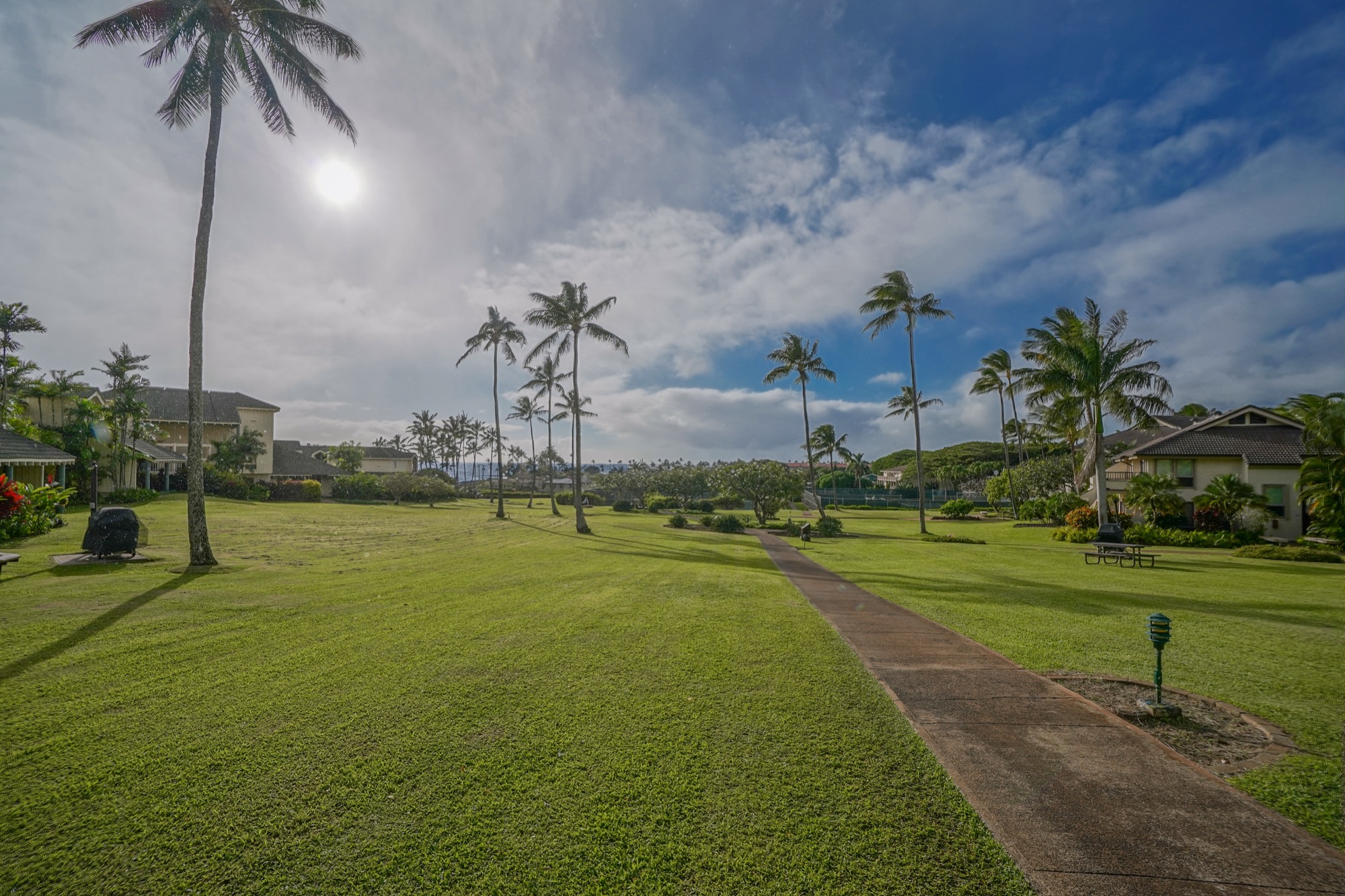 1901 POIPU RD 824