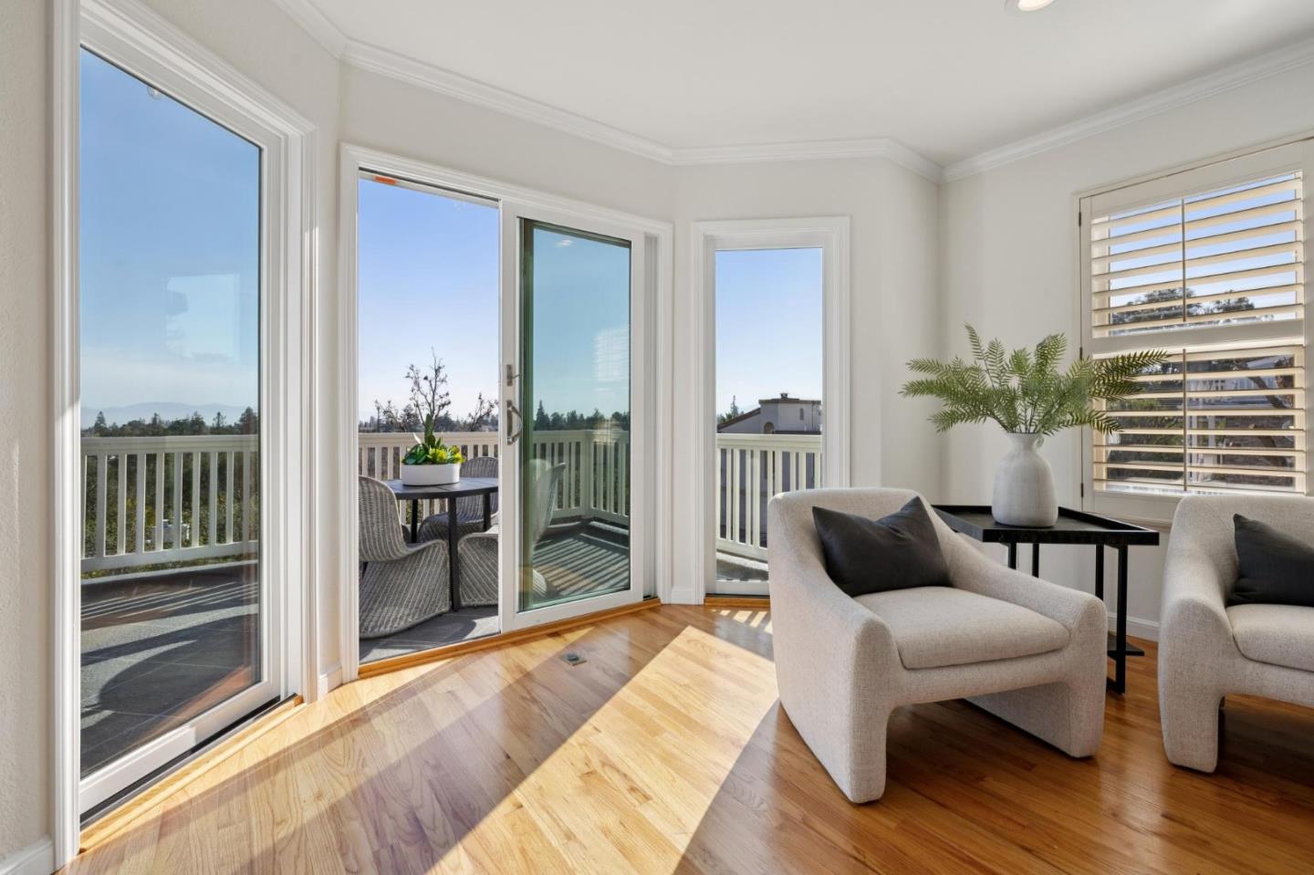 22208 Quinterno Court