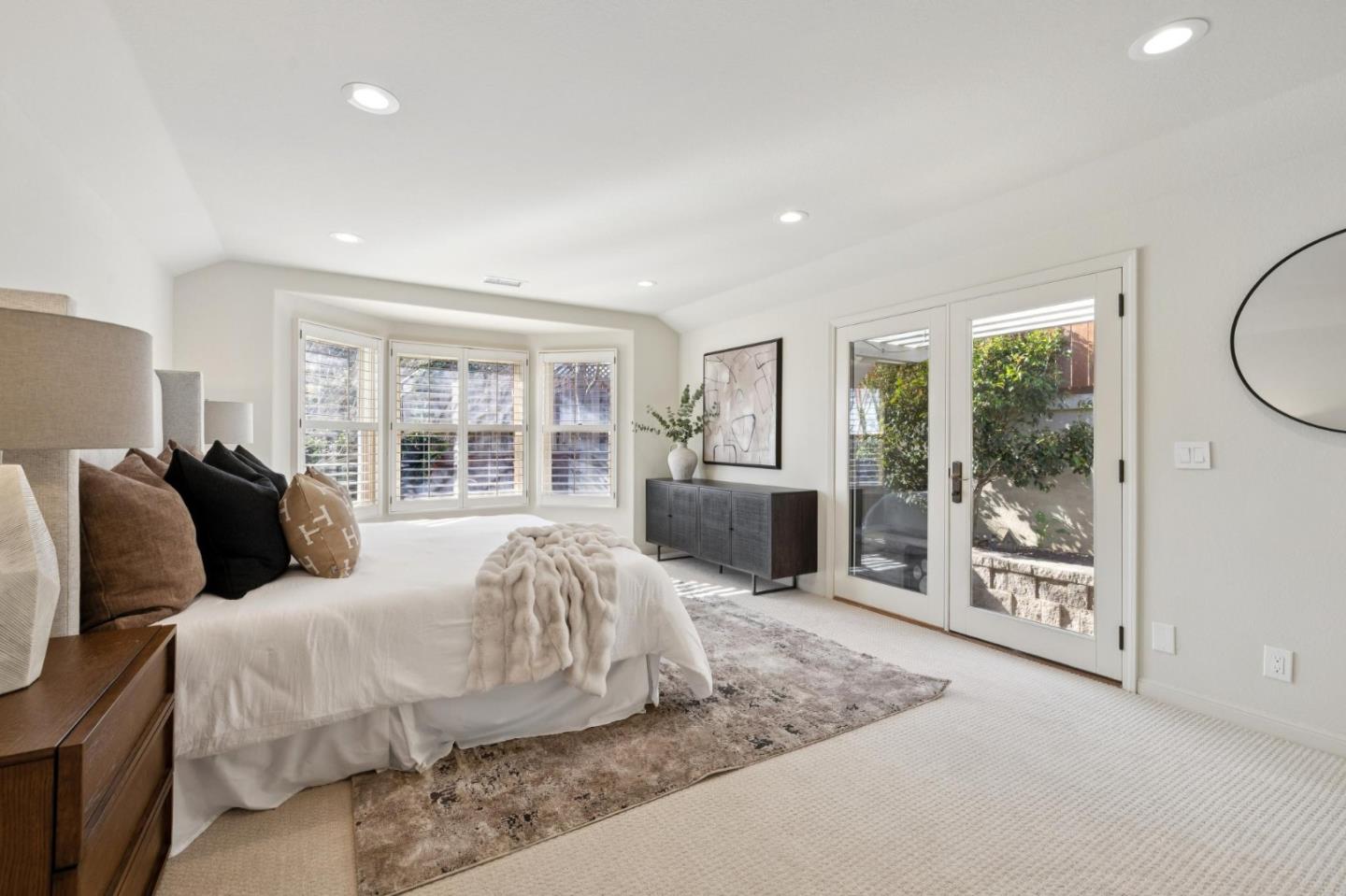 22208 Quinterno Court